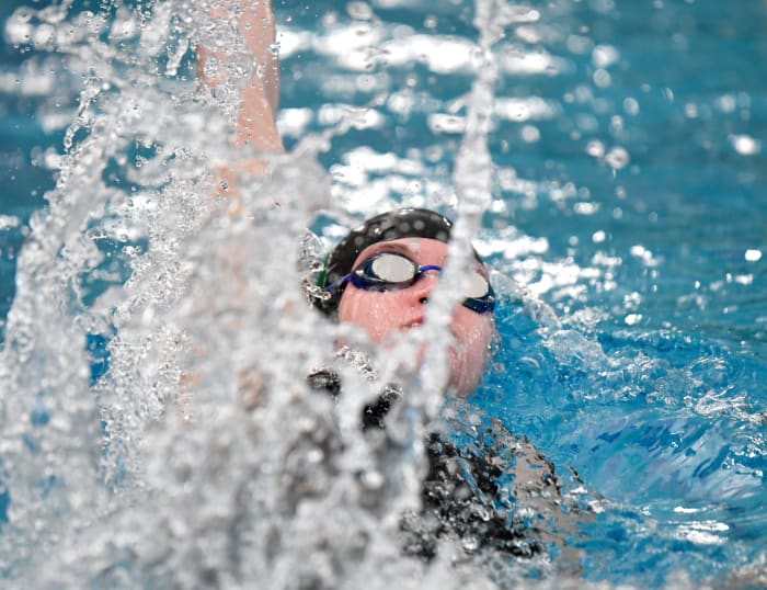 Oregon high school swimming.Taylor Balkom